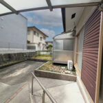 南東側は緑の眺望を楽しめます！ (外観)