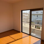 ２階西側洋室６帖/バルコニー