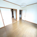 ２階南側洋室６帖